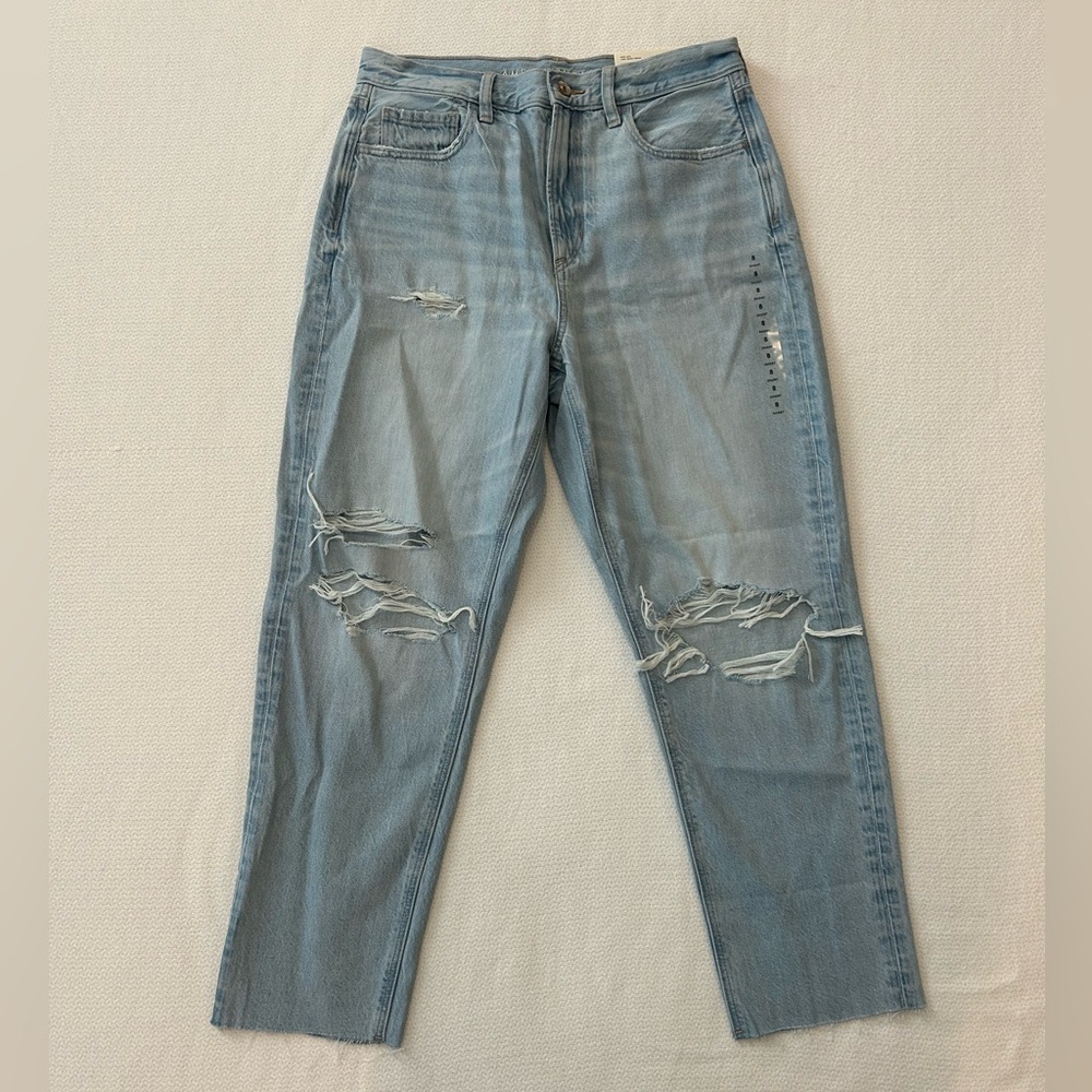 AE Light Wash Mom Jean Size 8 Short or 29W